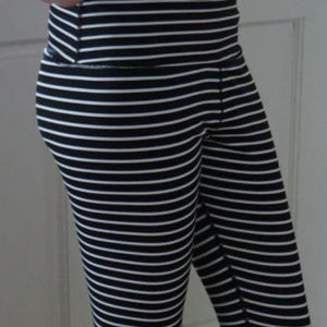 NWT SCORPIO SOL STRIPE LONG ACTIVE WEAR LEGGINGS L